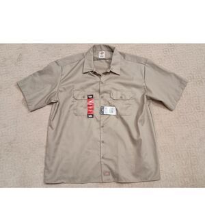 NWT Dickies Shirt Mens 2XL Tan Short Sleeve Button Down Collared Work